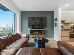 5 528 E 2nd Street, North Vancouver, BC