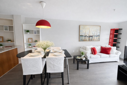 301 5775 Irmin Street, Burnaby, BC, Metrotown — 2 bed apartment/condo for sale