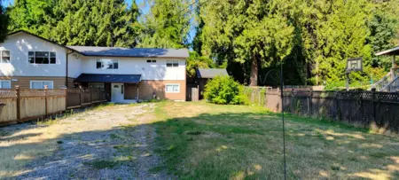 9689 131 Street, Surrey, BC, Surrey — Half Duplex for sale