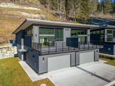 28 4000 Sunstone Way, Pemberton, BC, Pemberton — Half Duplex for sale