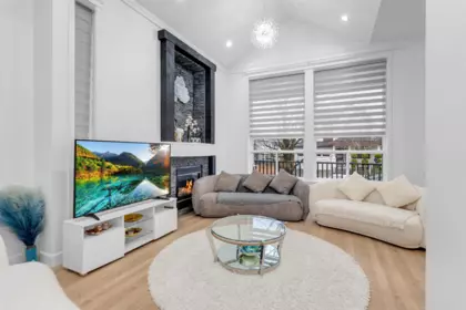 18358 67 Avenue, Surrey, BC, Surrey — Single Family Residence for sale