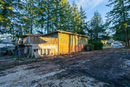 Kitchen Photo of 13357 62 Avenue, Surrey, BC