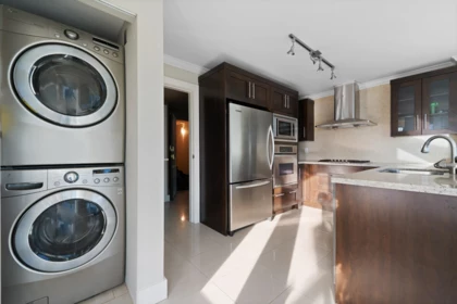 Laundry Room Photo of 2303 1415 W Georgia Street, Vancouver, BC