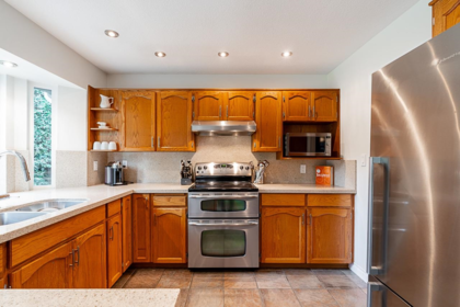 Kitchen Island Photo of 6200 Woodwards Road, Richmond, BC