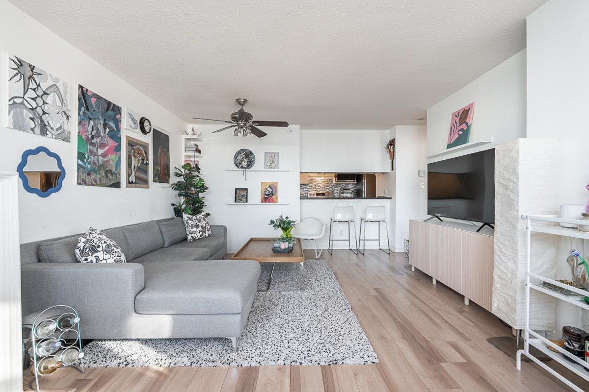 Bedroom 2 Photo of 707 720 Carnarvon Street, New Westminster, BC