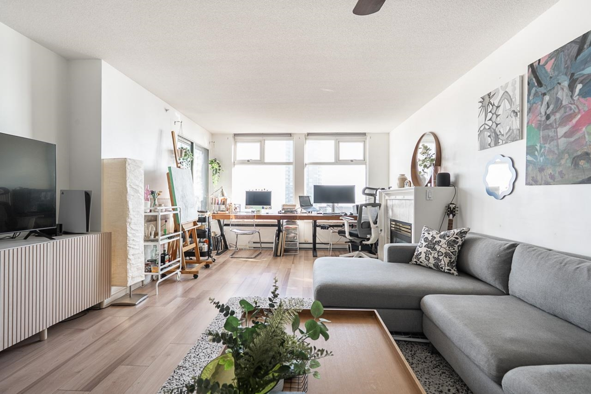 Bedroom 4 Photo of 707 720 Carnarvon Street, New Westminster, BC