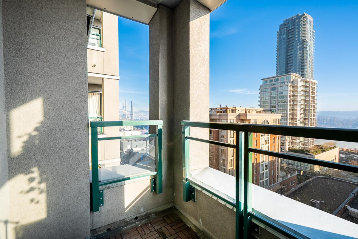 Laundry Room Photo of 707 720 Carnarvon Street, New Westminster, BC