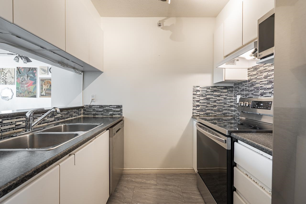 Primary Bedroom Photo of 707 720 Carnarvon Street, New Westminster, BC