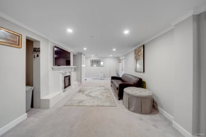 Entry Foyer Photo of 3870 Emerald Drive, North Vancouver, BC