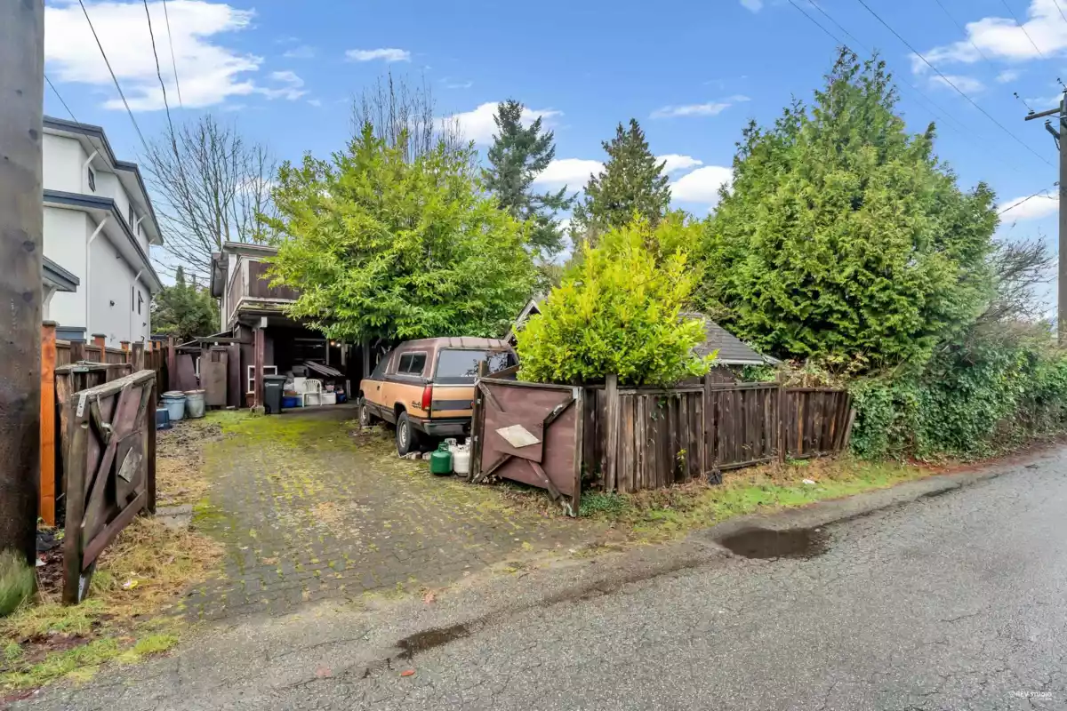 Kitchen Photo of 3540 Boundary Road, Burnaby, BC