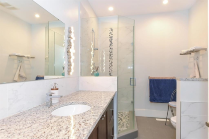Laundry Room Photo of 21842 6 Avenue, Langley, BC