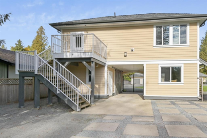 Staircase Photo of 21842 6 Avenue, Langley, BC