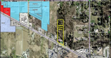 23009 Fraser Highway, Langley, BC, Salmon River — 6 bed single family residence for sale