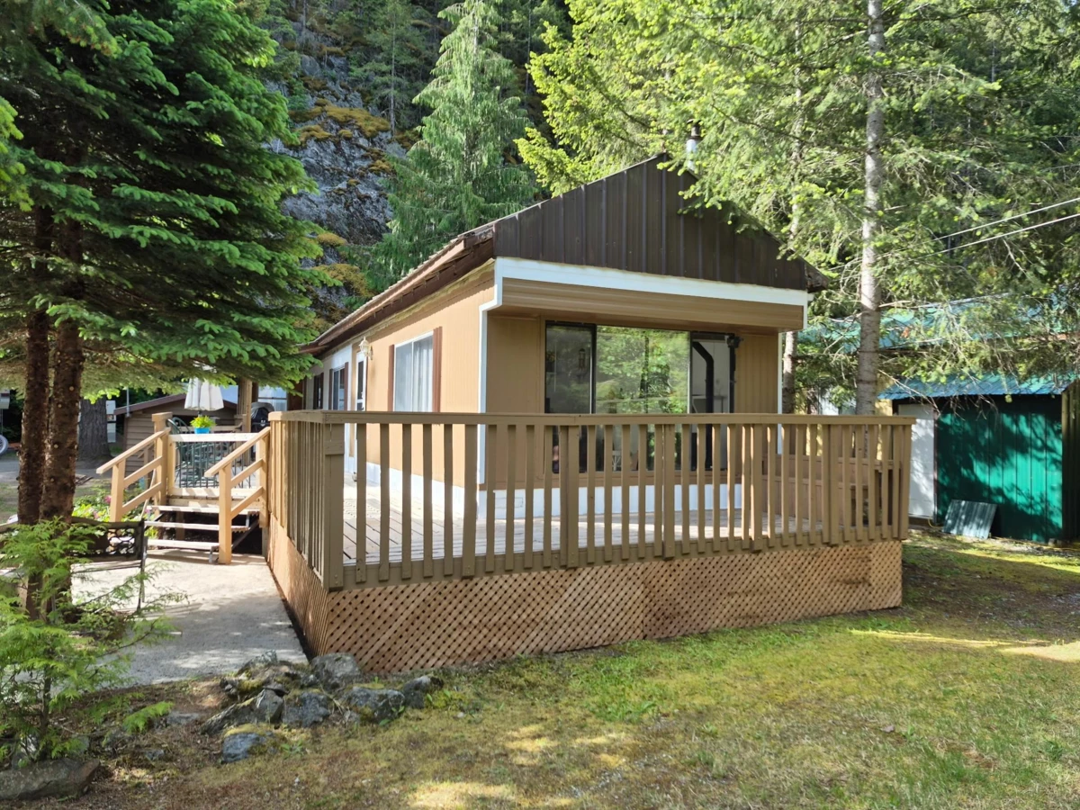Exterior Rear Photo of 9 71860 Sumallo Road, Sunshine Valley, BC