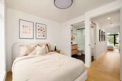 Bedroom 3 Photo of 15 6778 Oak Street, Vancouver, BC
