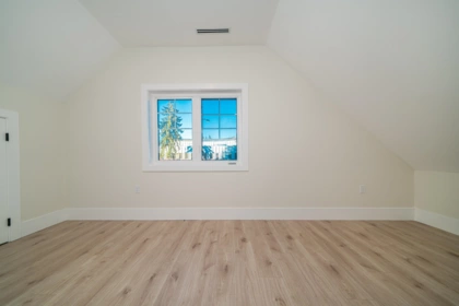 Entry Foyer Photo of 972 Park Drive, Vancouver, BC