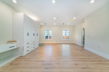 Kitchen Photo of 972 Park Drive, Vancouver, BC