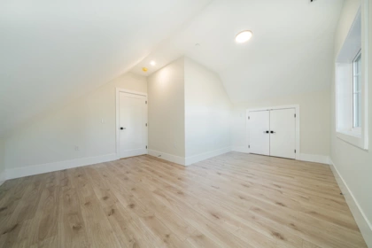Laundry Room Photo of 972 Park Drive, Vancouver, BC