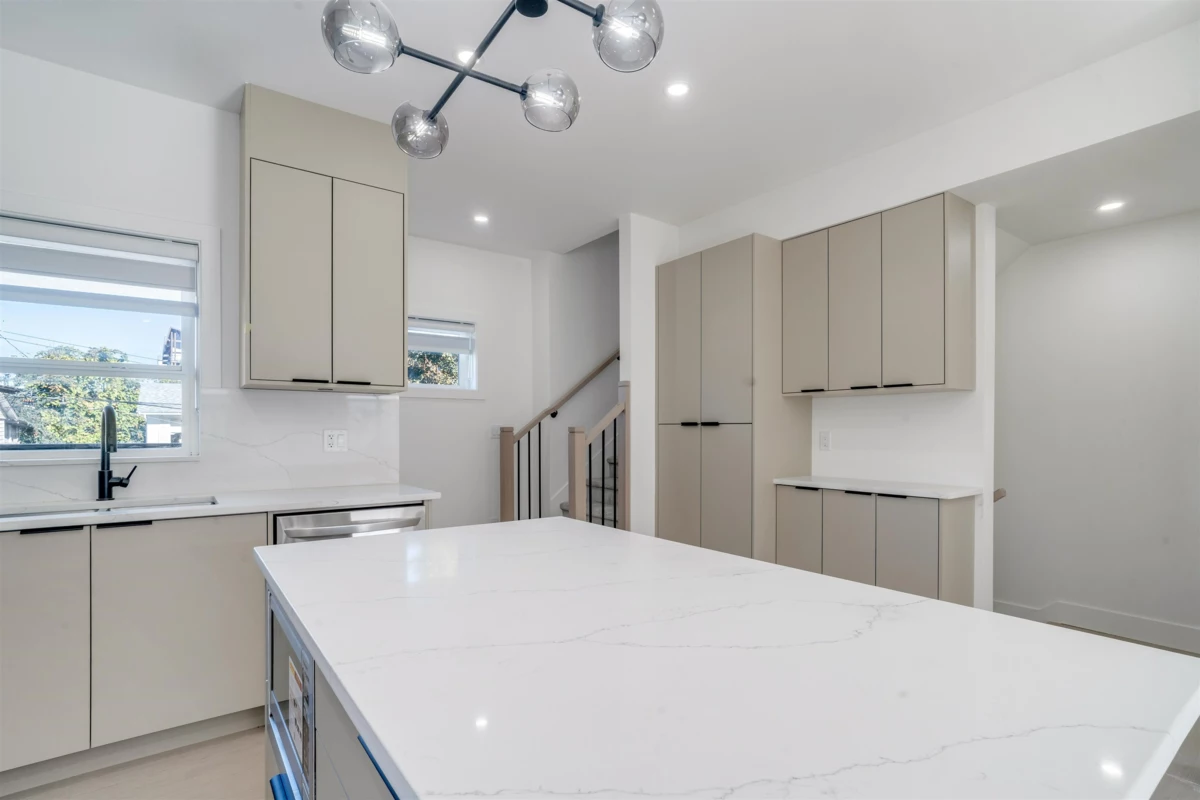 Entry Foyer Photo of 21 8335 115 Street, Delta, BC