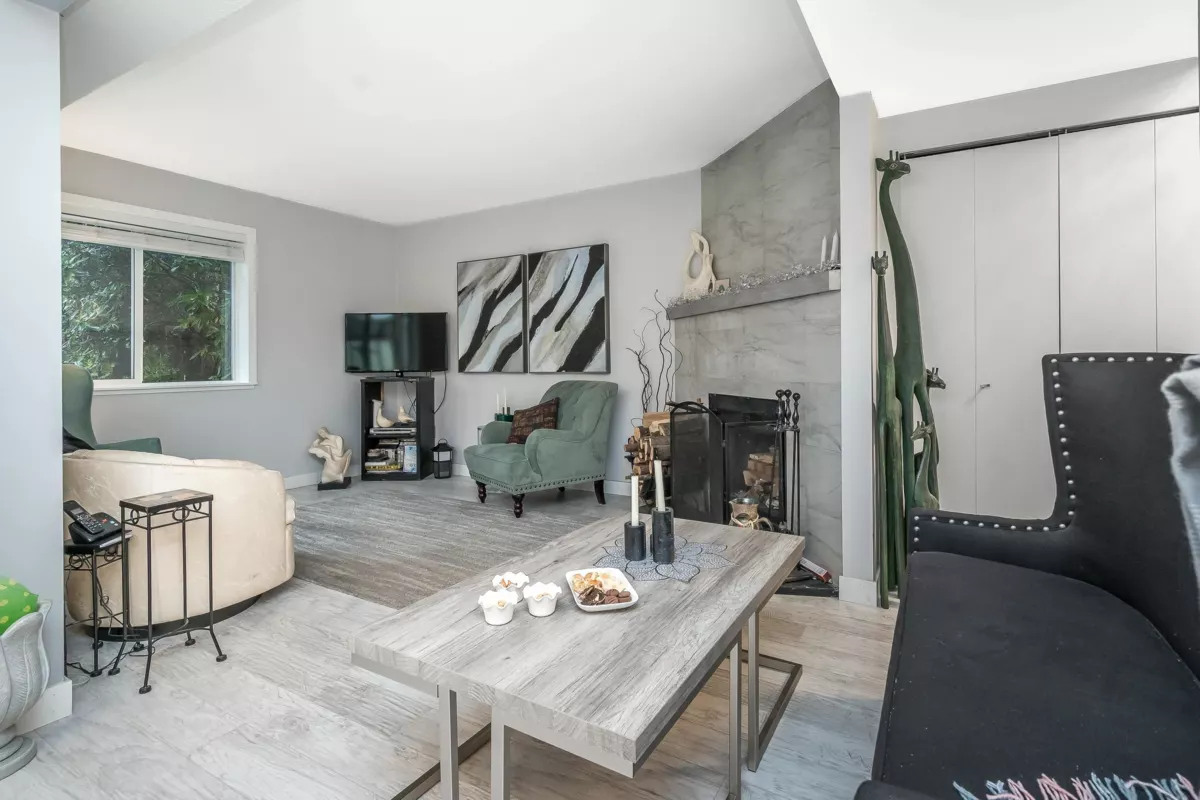 Bedroom 4 Photo of 11956 214 Street, Maple Ridge, BC