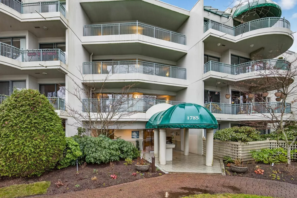 Aerial View of 109 1785 Martin Drive, Surrey, BC