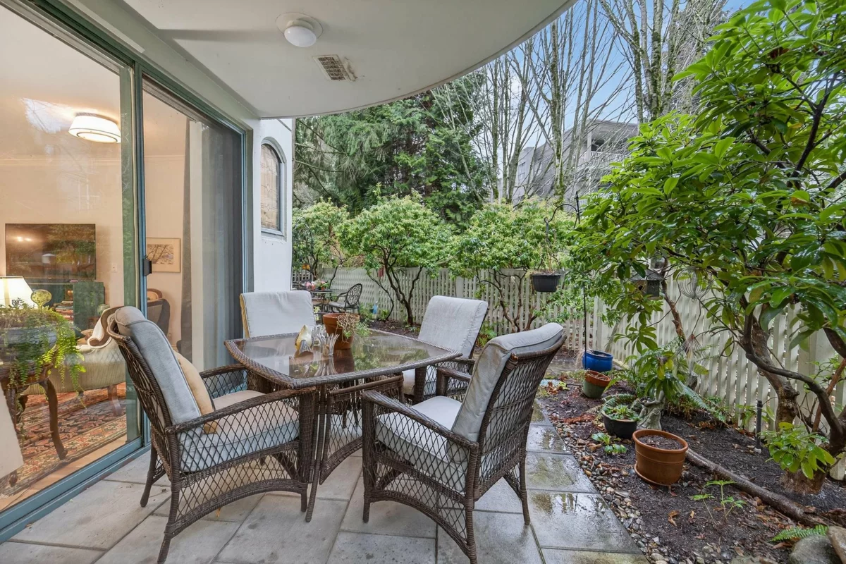 Backyard Photo of 109 1785 Martin Drive, Surrey, BC