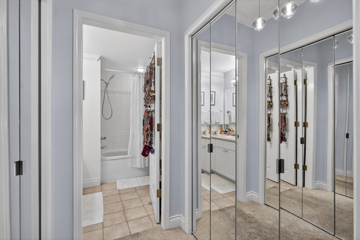 Laundry Room Photo of 109 1785 Martin Drive, Surrey, BC