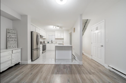 Kitchen Island Photo of 129 13710 67 Avenue, Surrey, BC