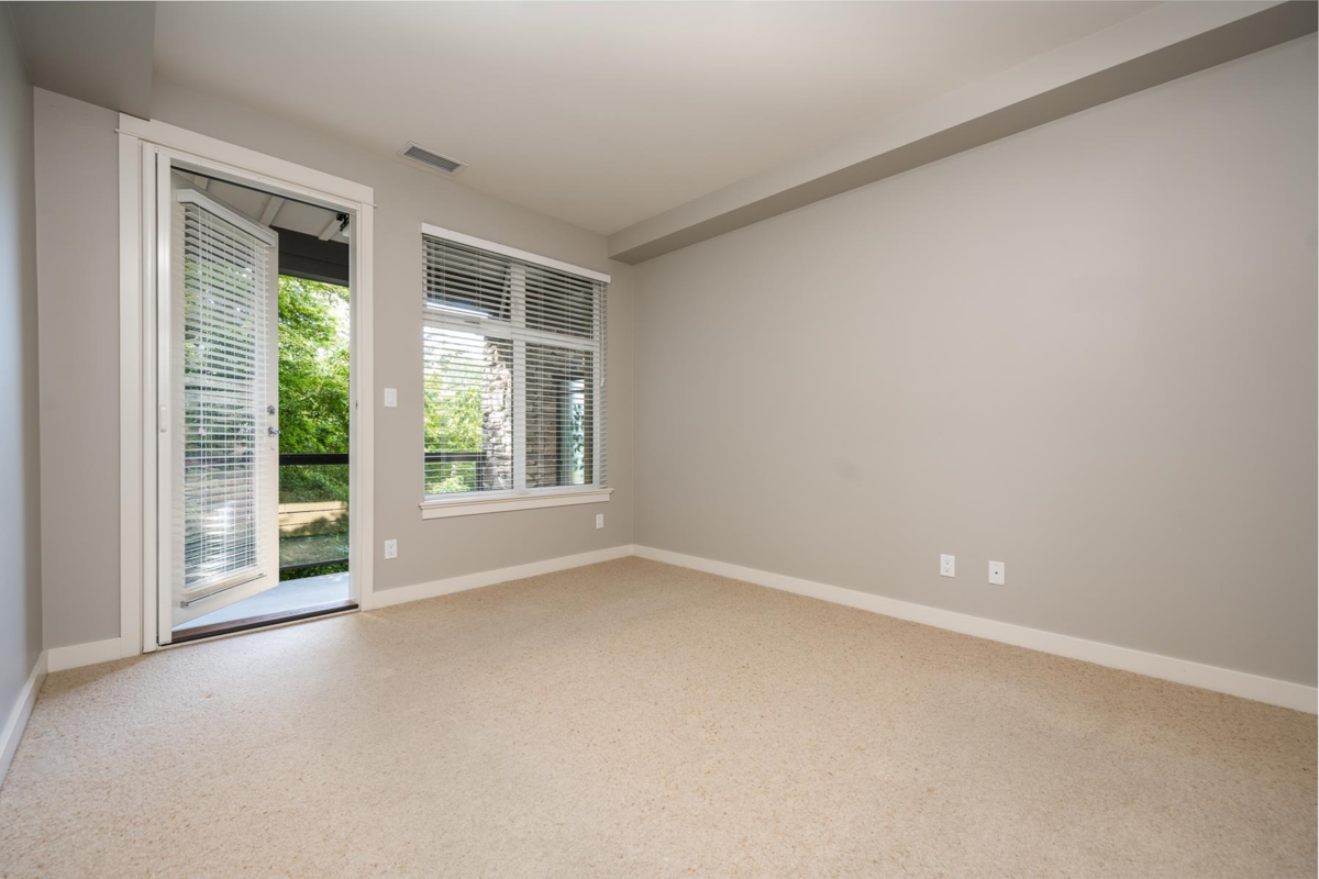 Laundry Room Photo of 210 5099 Springs Boulevard, Tsawwassen, BC