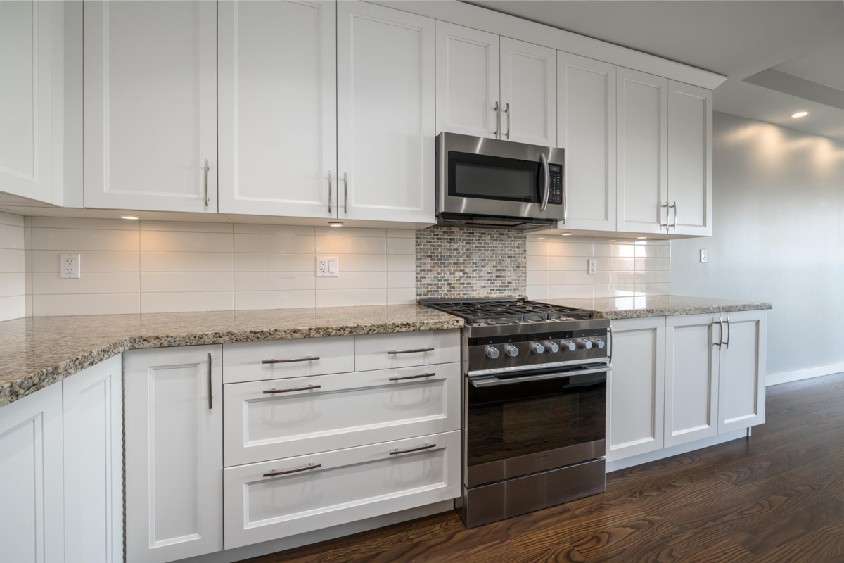 Walk-In Closet Photo of 210 5099 Springs Boulevard, Tsawwassen, BC