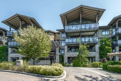 210 5099 Springs Boulevard, Tsawwassen, BC, Tsawwassen North — 2 bed apartment/condo for sale