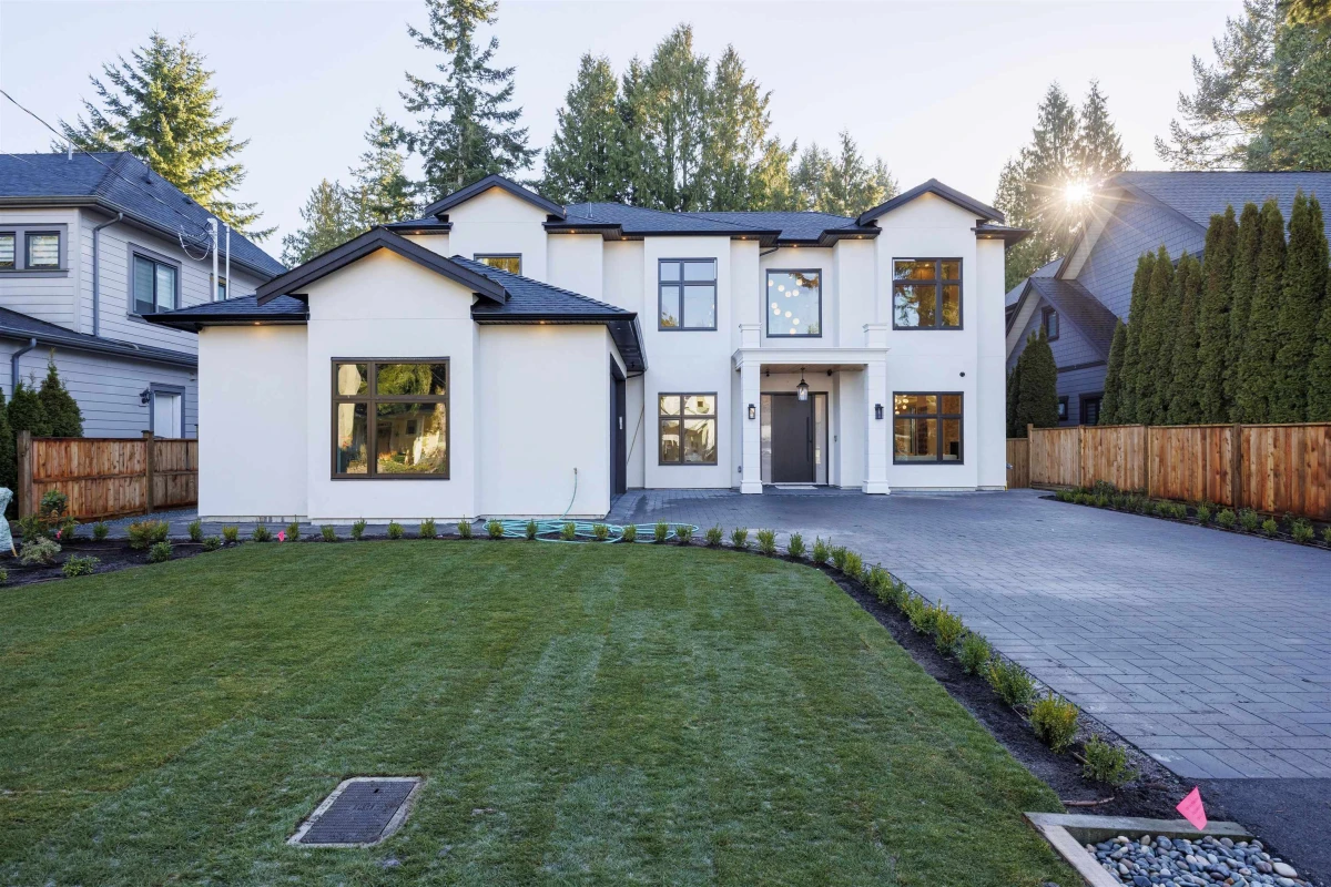 Exterior Front Photo of 13030 15 Avenue, Surrey, BC