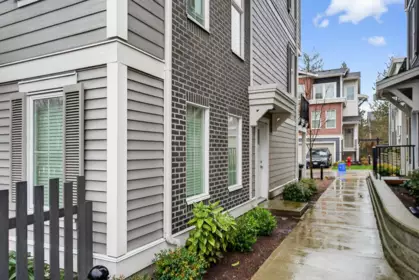 35 8370 202b Street, Langley, BC, Langley — Townhouse for sale
