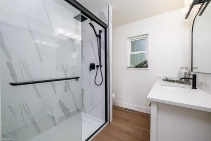 Powder Room Photo of 60 53a Street, Delta, BC