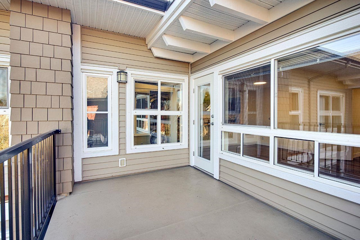 Laundry Room Photo of 401 7088 Mont Royal Square, Vancouver, BC
