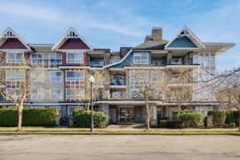 401 7088 Mont Royal Square, Vancouver, BC