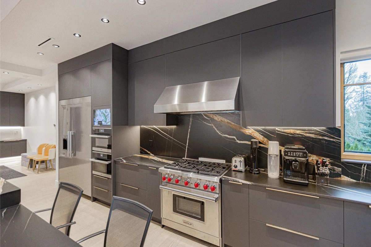 Front Yard Photo of 2051 W King Edward Avenue, Vancouver, BC