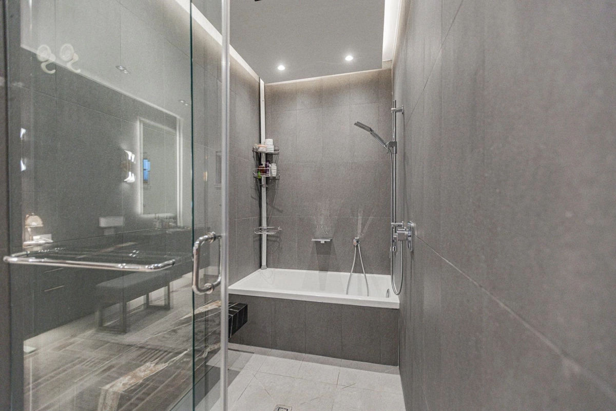 Kitchen Photo of 2051 W King Edward Avenue, Vancouver, BC