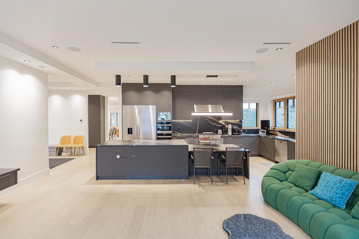 Outdoor Deck Photo of 2051 W King Edward Avenue, Vancouver, BC