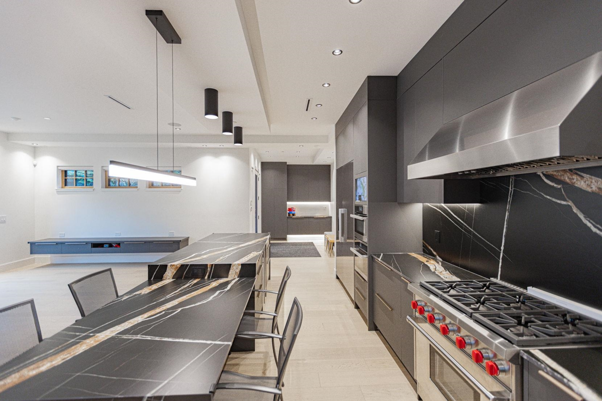 Swimming Pool Photo of 2051 W King Edward Avenue, Vancouver, BC