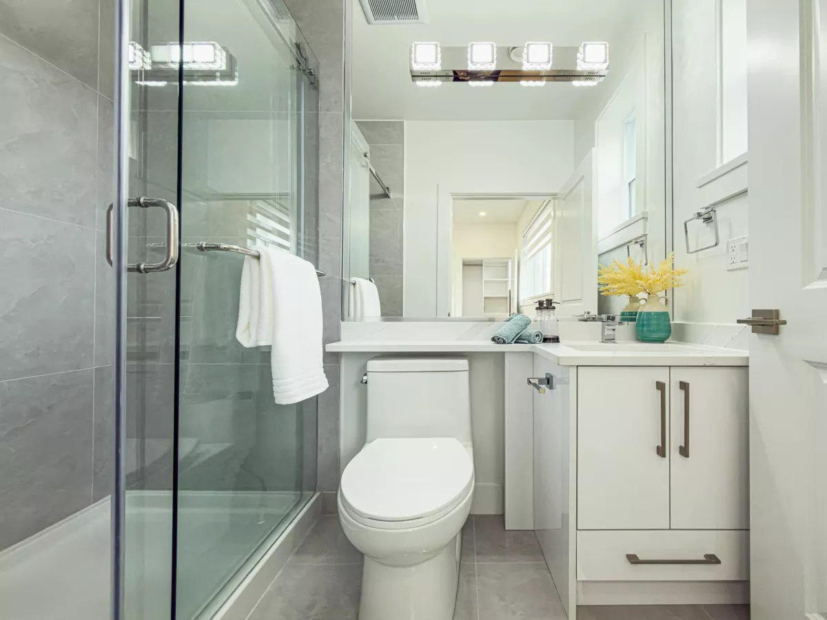 Guest Bathroom Photo of 2174 E 46th Avenue, Vancouver, BC