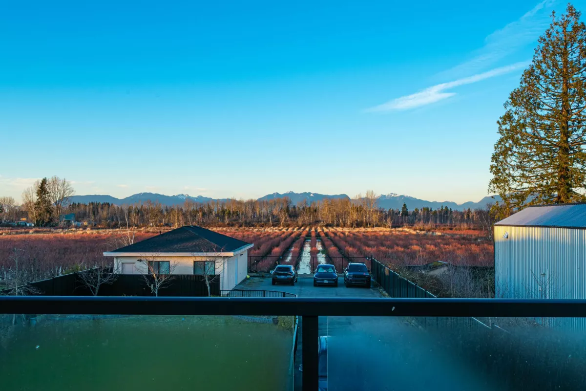 Staircase Photo of 13371 Blundell Road, Richmond, BC