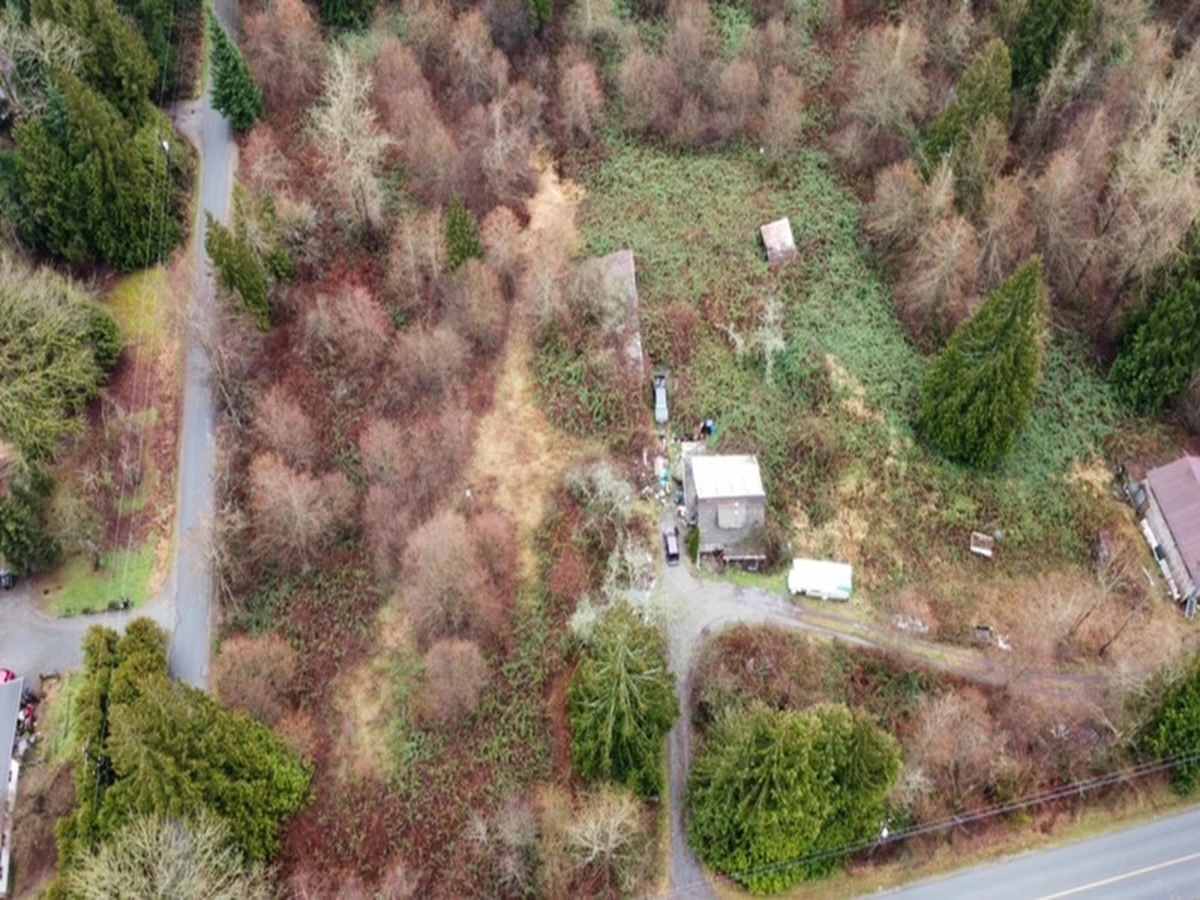 Breakfast Nook Photo of 9170 Clay Street, Mission, BC