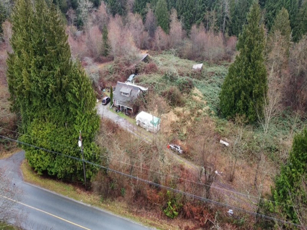 Kitchen Photo of 9170 Clay Street, Mission, BC