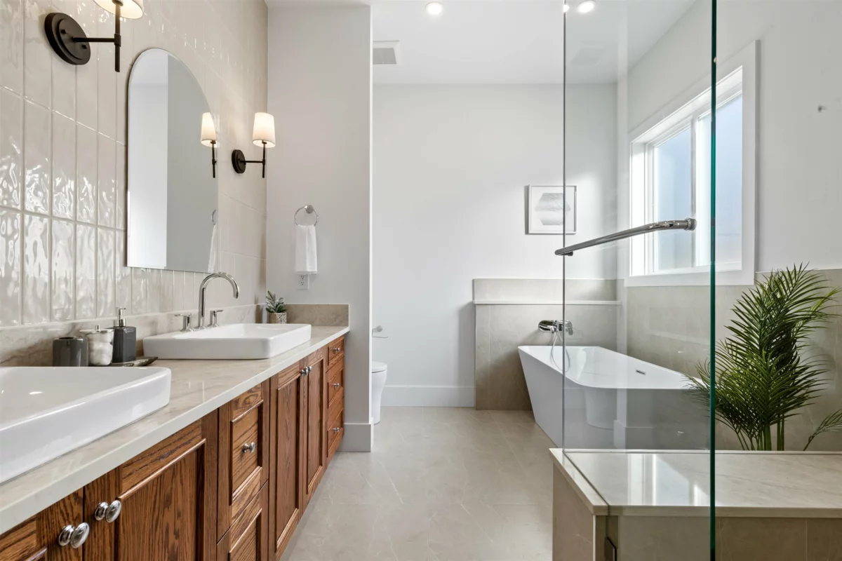 Garage Interior Photo of 19843 37a Avenue, Langley, BC