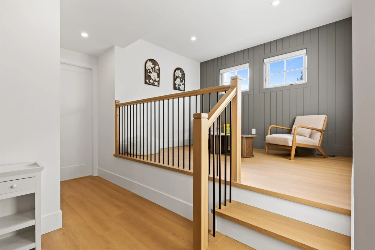 Hot Tub / Spa Photo of 19843 37a Avenue, Langley, BC