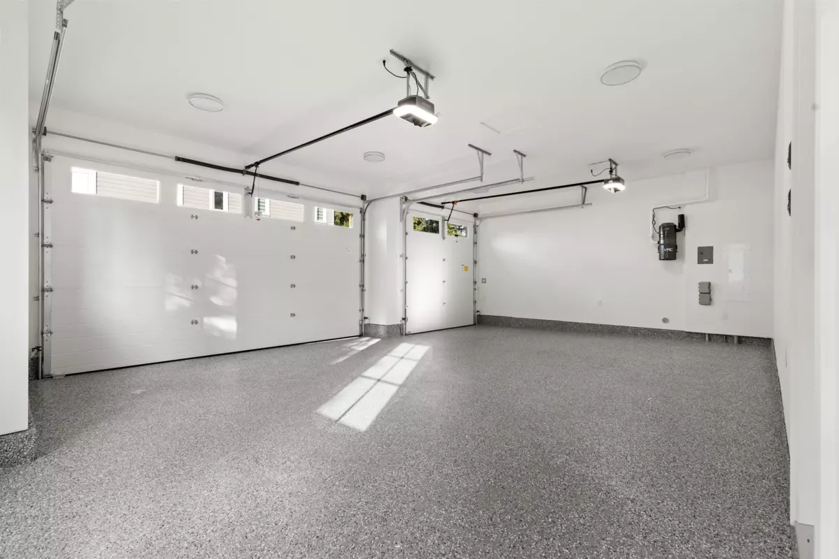 Mudroom Photo of 19843 37a Avenue, Langley, BC