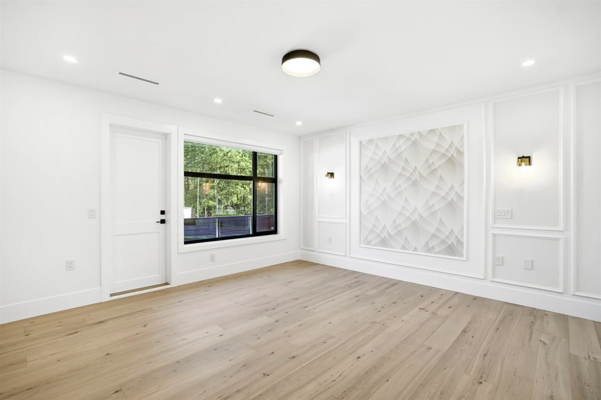 Basement Recreation Room Photo of 2710 202 Street, Langley, BC