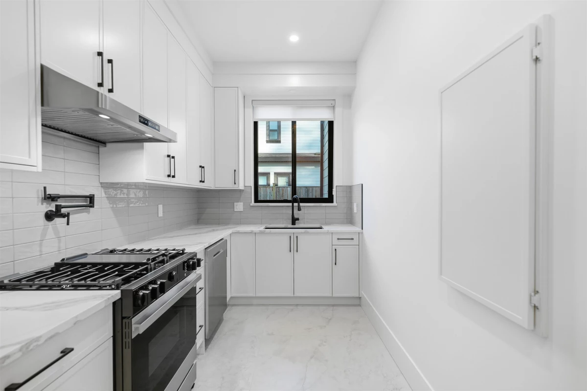 Bedroom 3 Photo of 2710 202 Street, Langley, BC