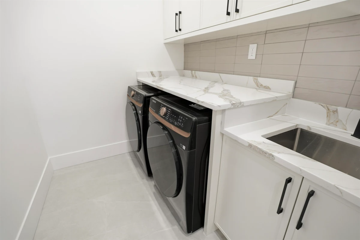 Swimming Pool Photo of 2710 202 Street, Langley, BC